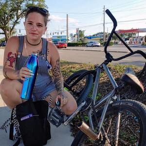 Meet your Posher, Lindsey